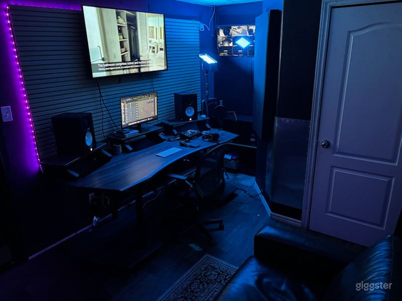 420 Lock-in Style Recording Studio  Photo 1