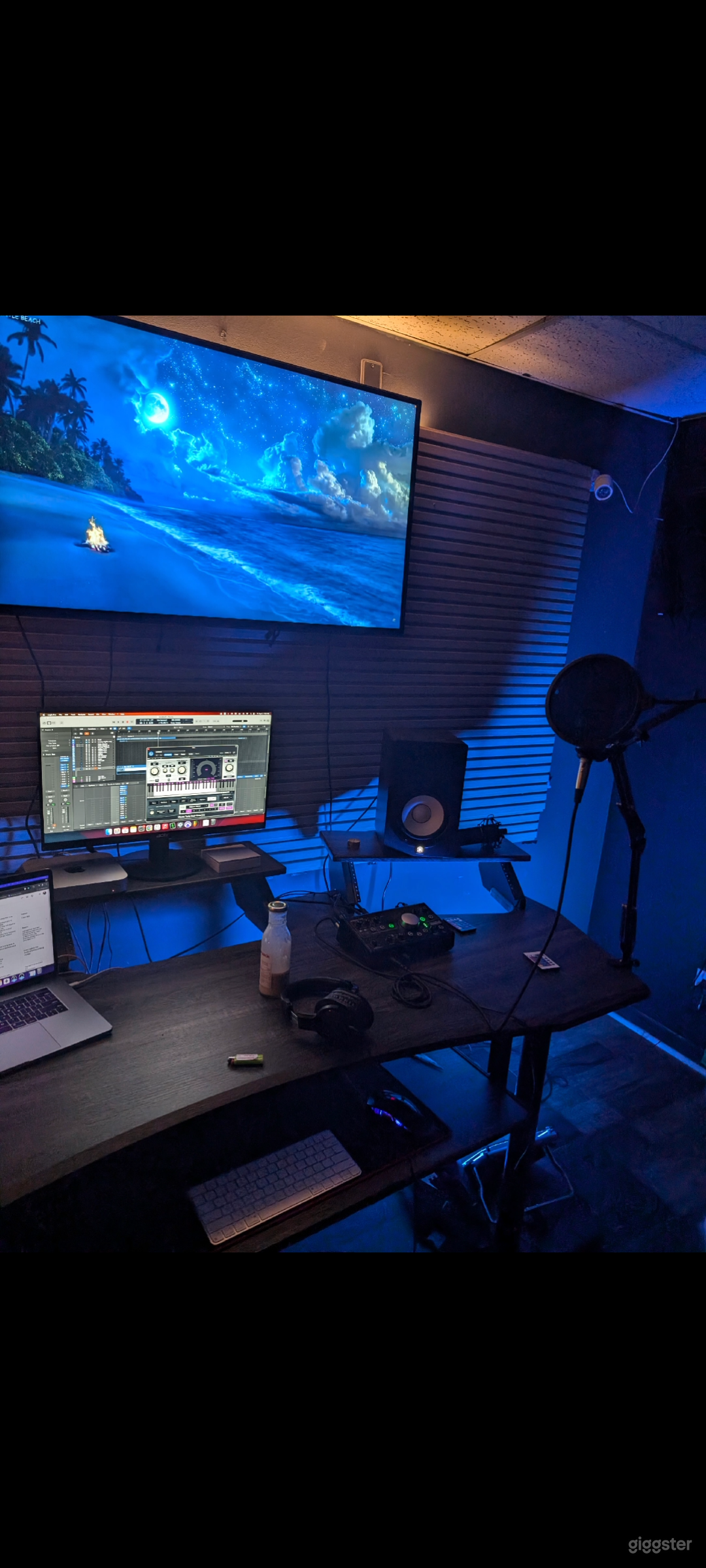 420 Lock-in Style Recording Studio  Photo 4