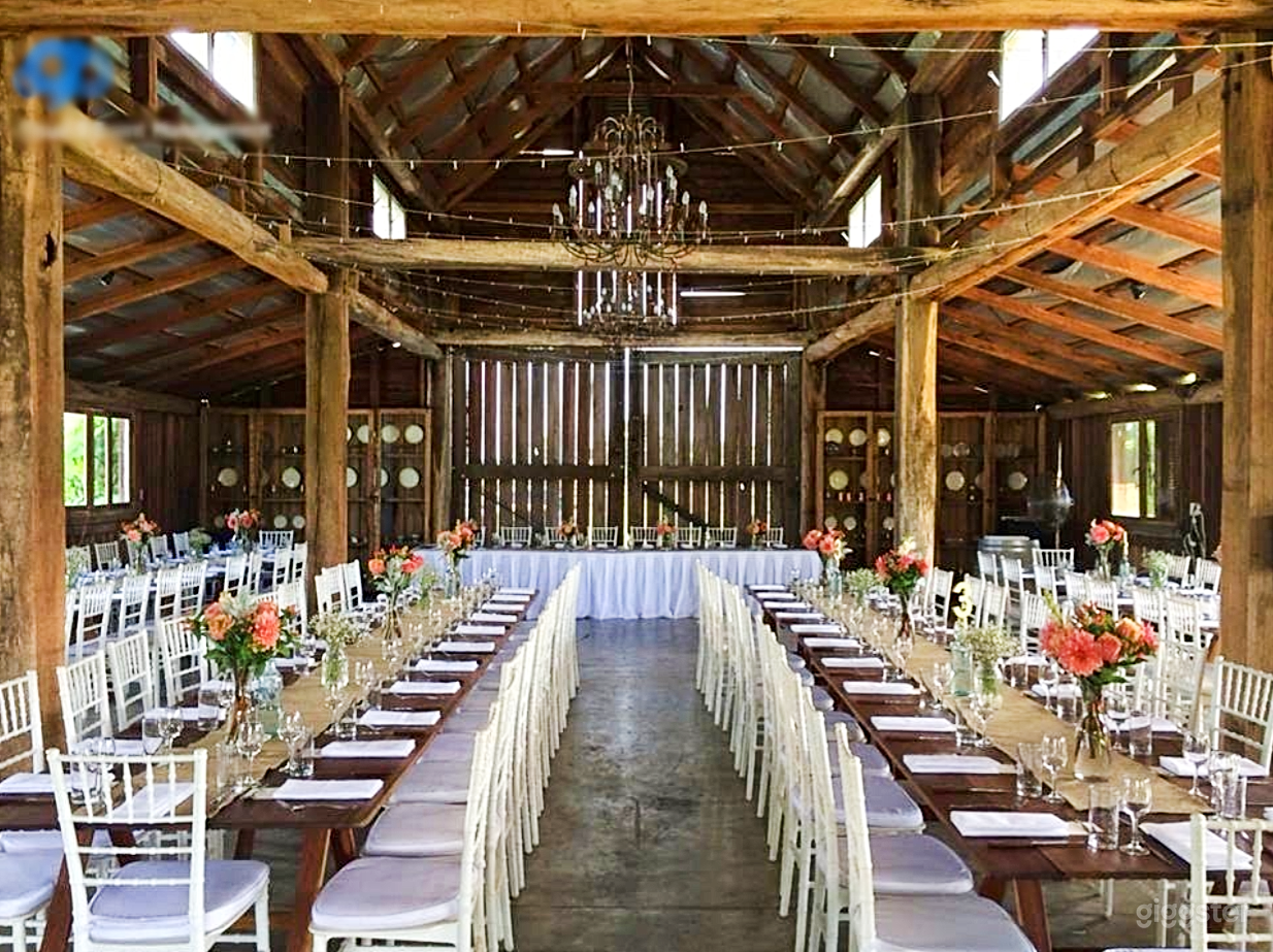 Sunnybrook Barn Photo 3