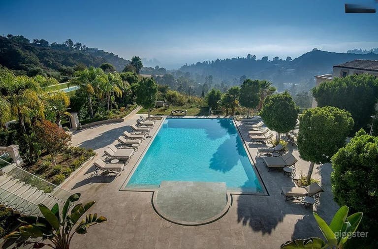  Refined Event Venue at the Top of Hills-Private Mountain 