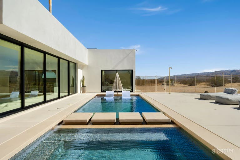  Villa Luna | Outdoor Pool 