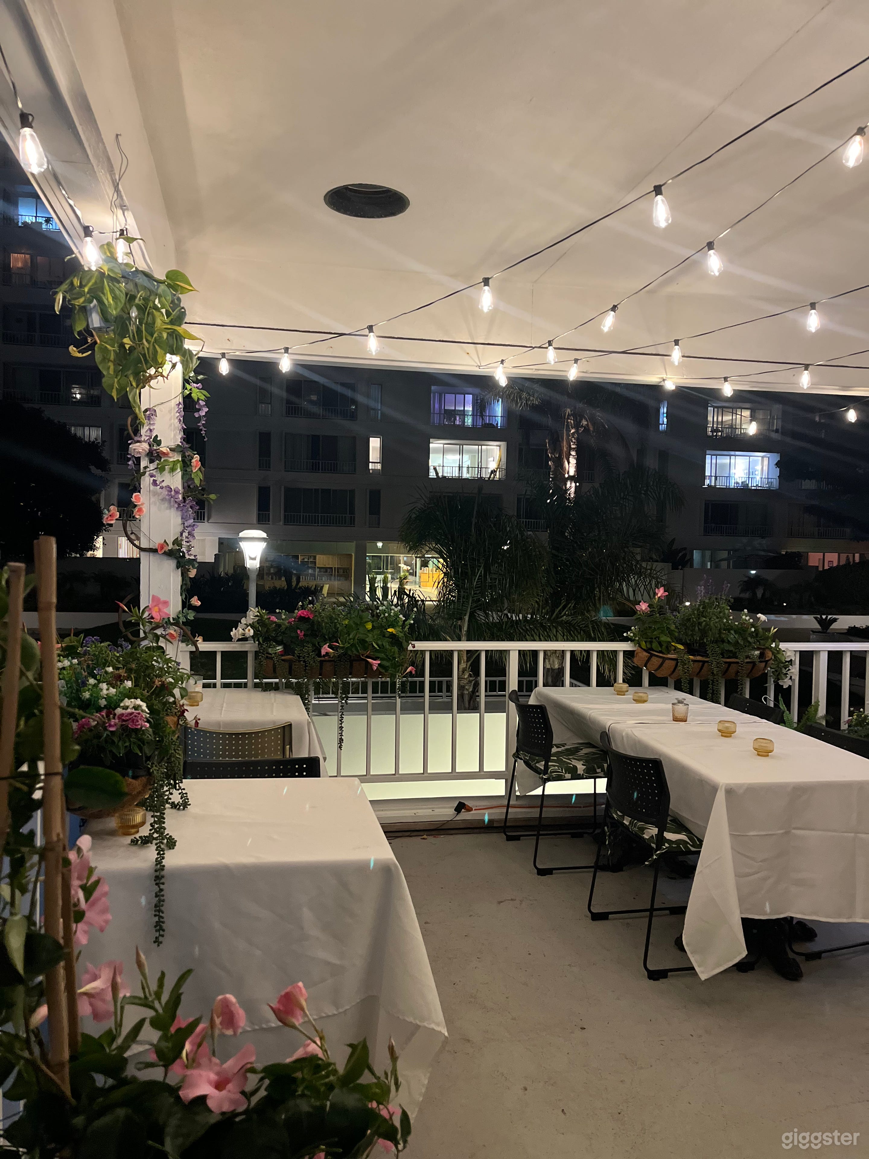 Charming, Private Oceanview Getaway Photo 4