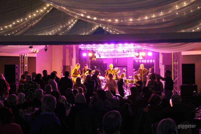  Outstanding Stage & Event Space in Broadview Heights 