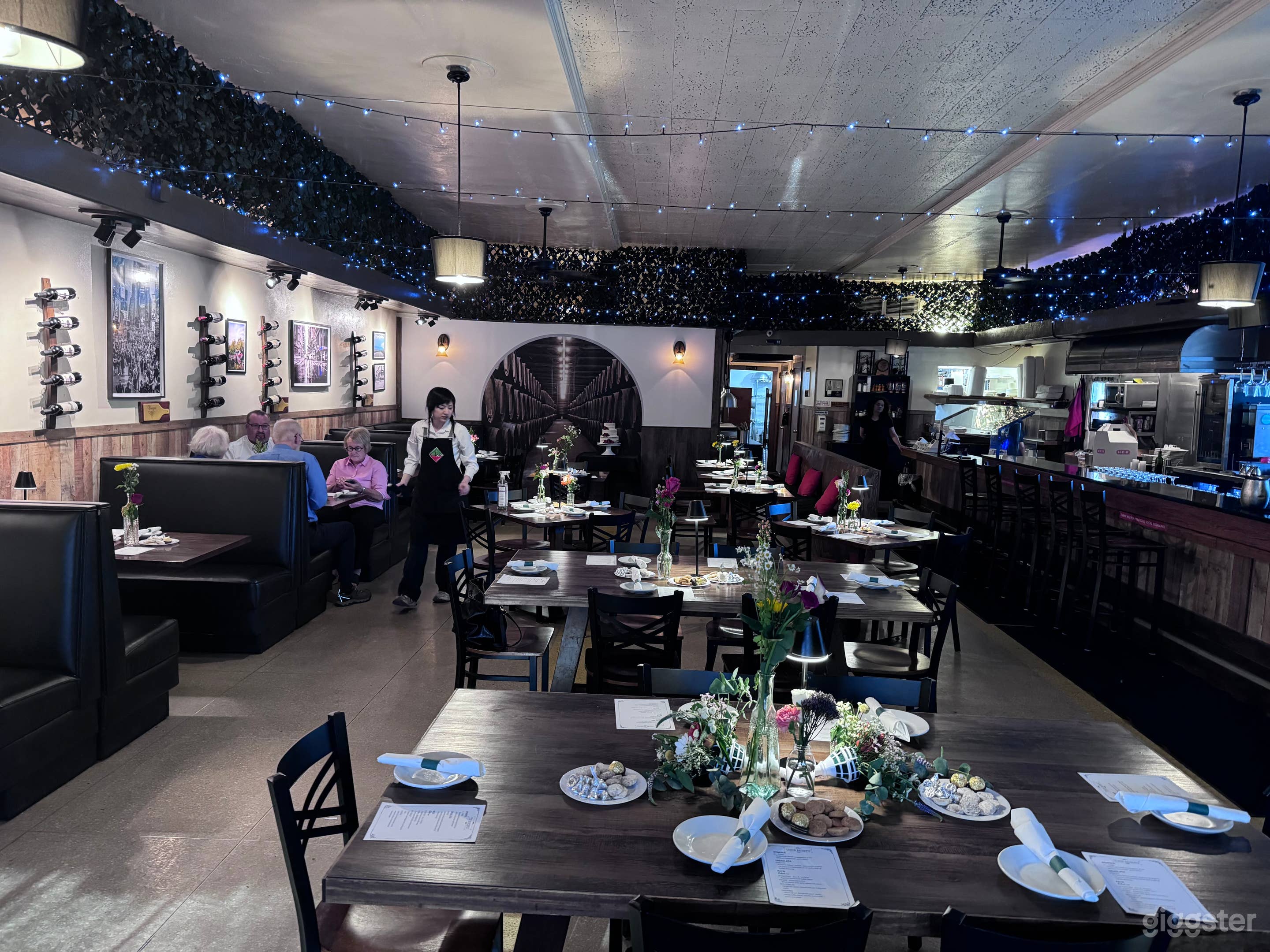  Restaurant and Pizzeria in San Antonio Photo 1