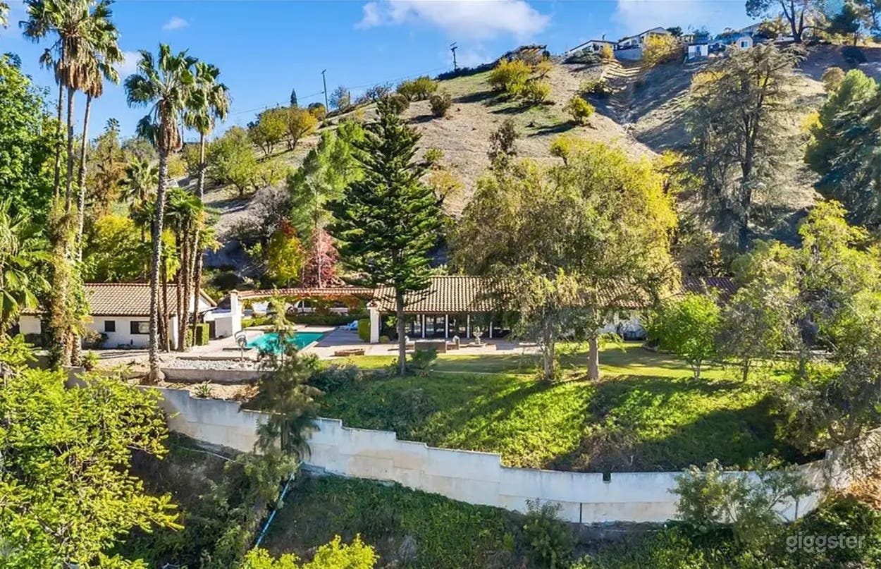 Backyard Sunset Haven Photo 1