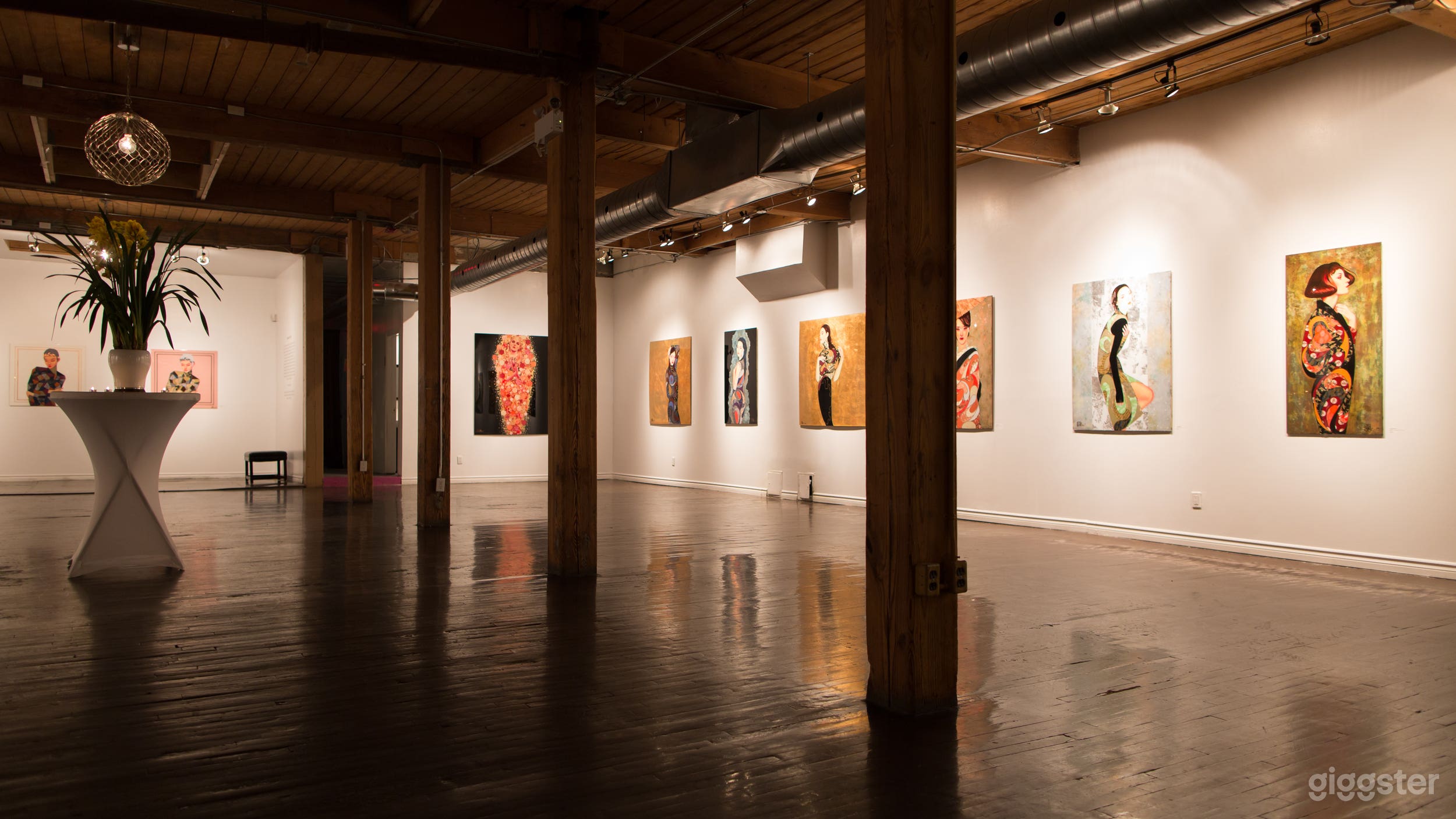 Alluring Art Gallery & Event Space Photo 3