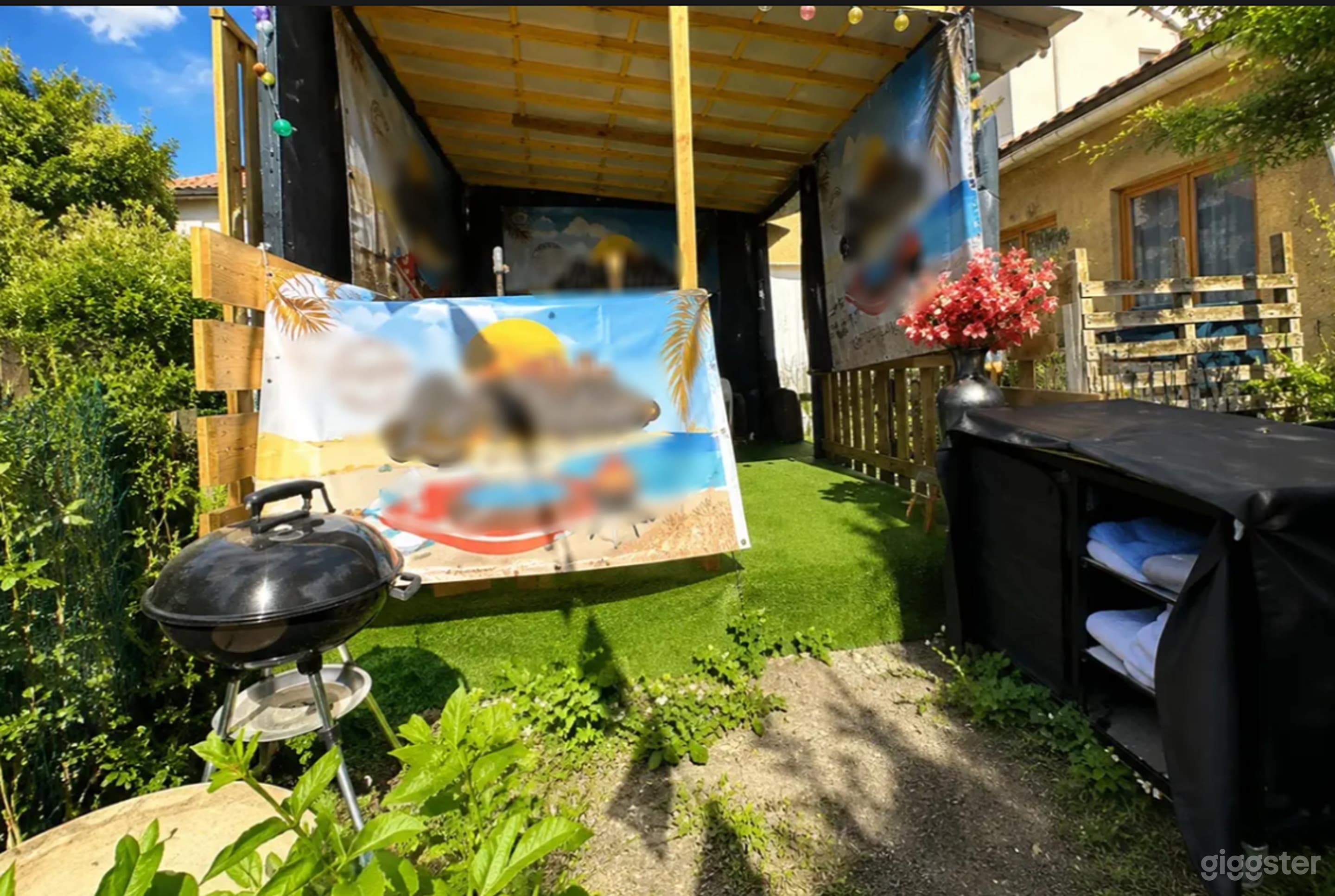 Photo de Espace Privatif avec Jardin Aménagé au Cœur de Clermont-Ferr 1