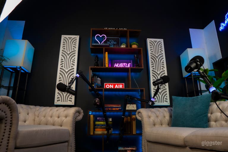  Podcast & Video Studio Miami – Gear + Engineer Inc 