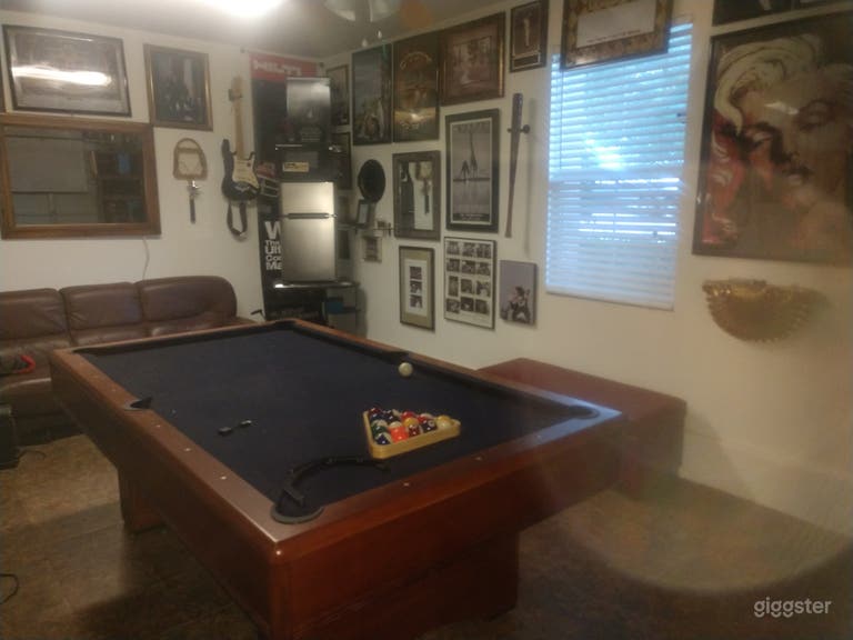  Game room pool table  