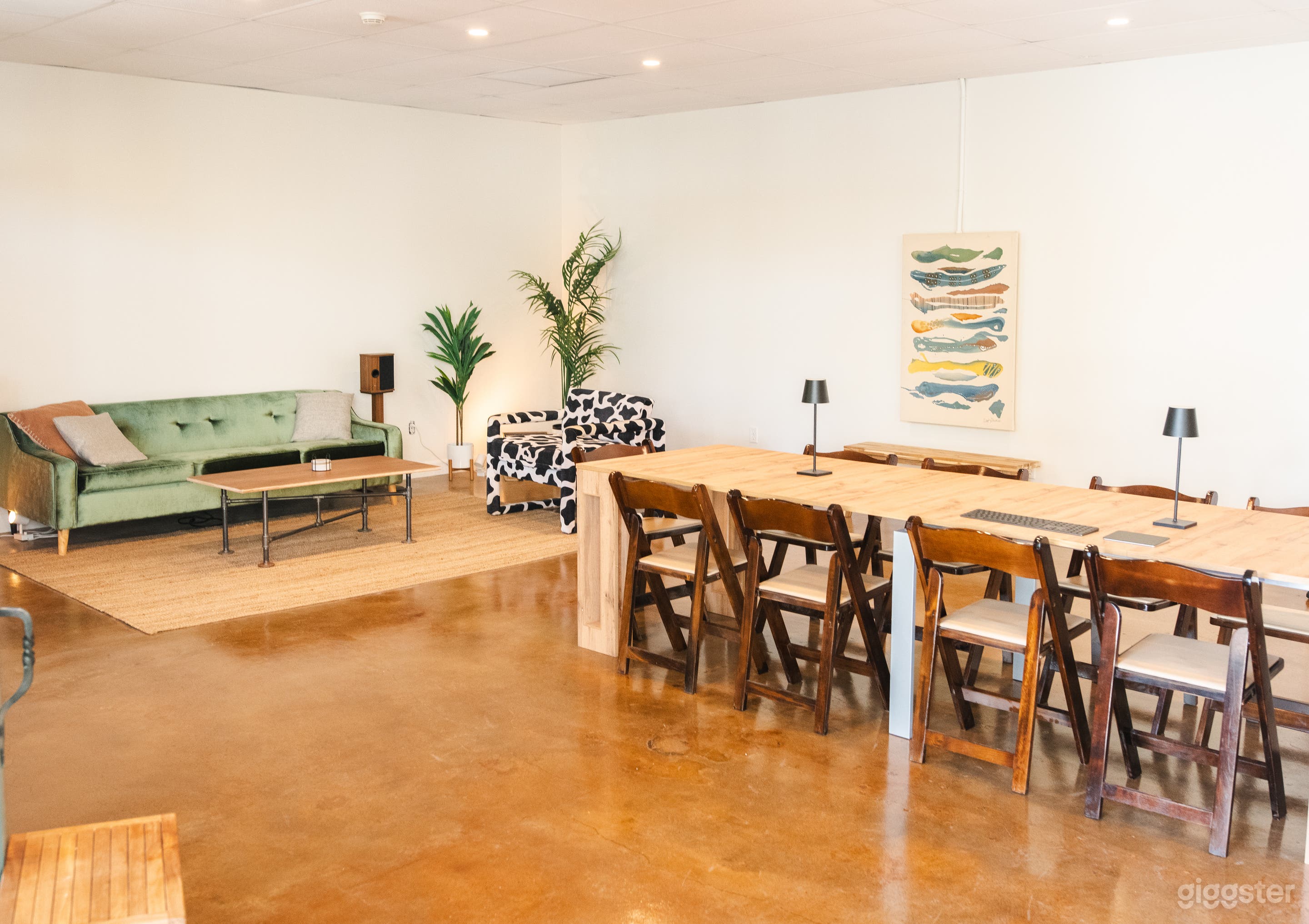 Stylish Santa Barbara Clubhouse — for Events & Shoots Photo 2