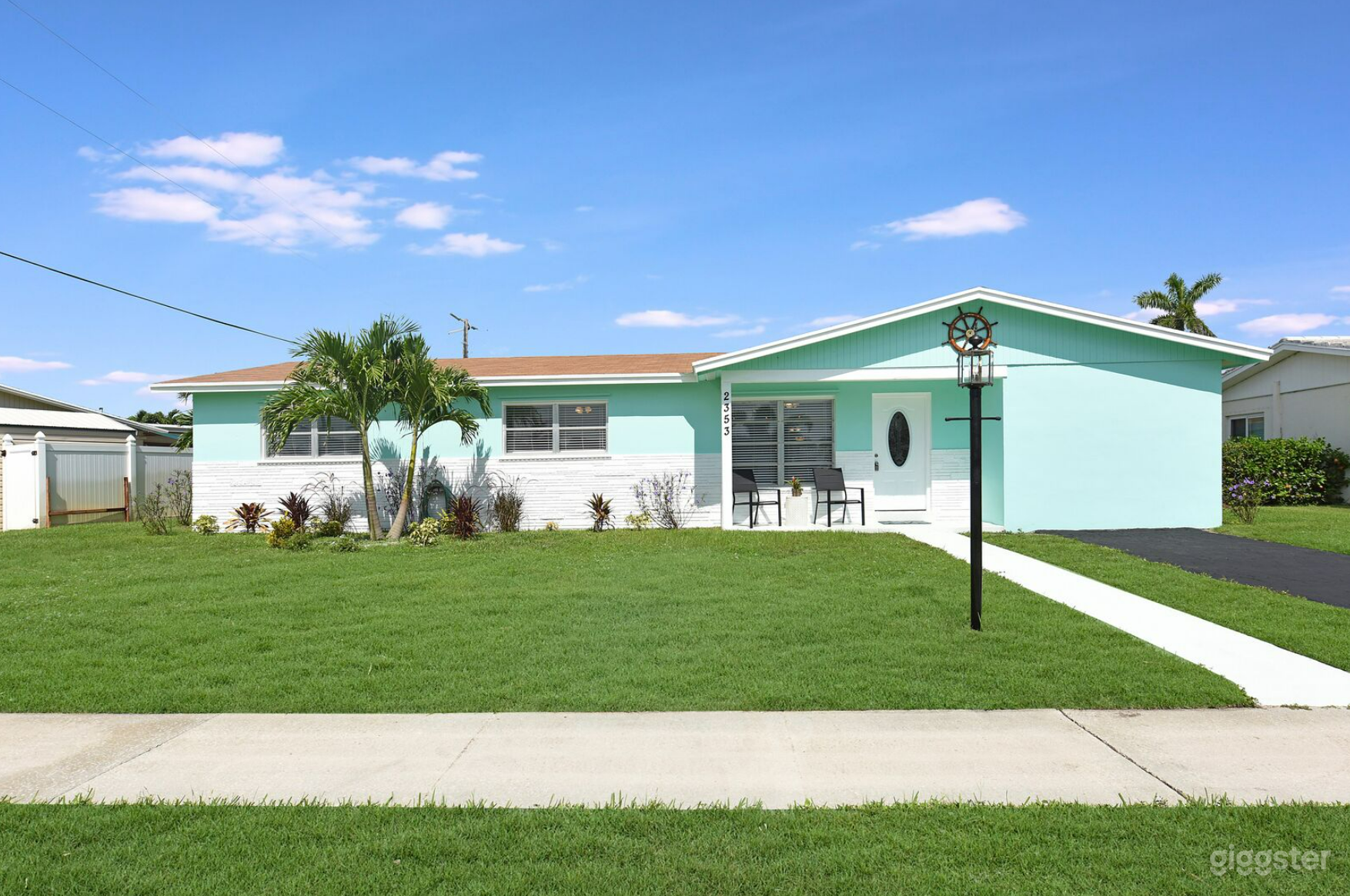 #2353 Luxury Home Heated Pool Close to West Palm Beach  Photo 3