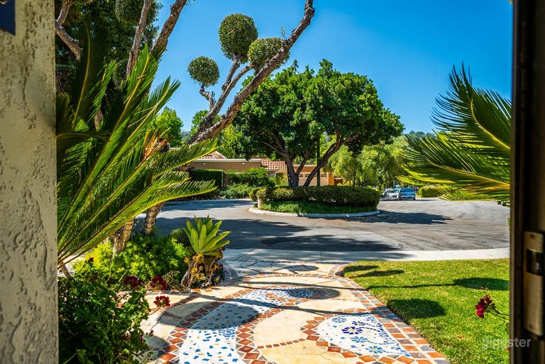  Gorgeous Calabasas Home - Ideal for Reality Show 