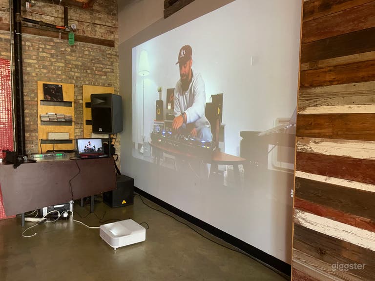  Exposed Brick Creative Lounge in Bronzeville 