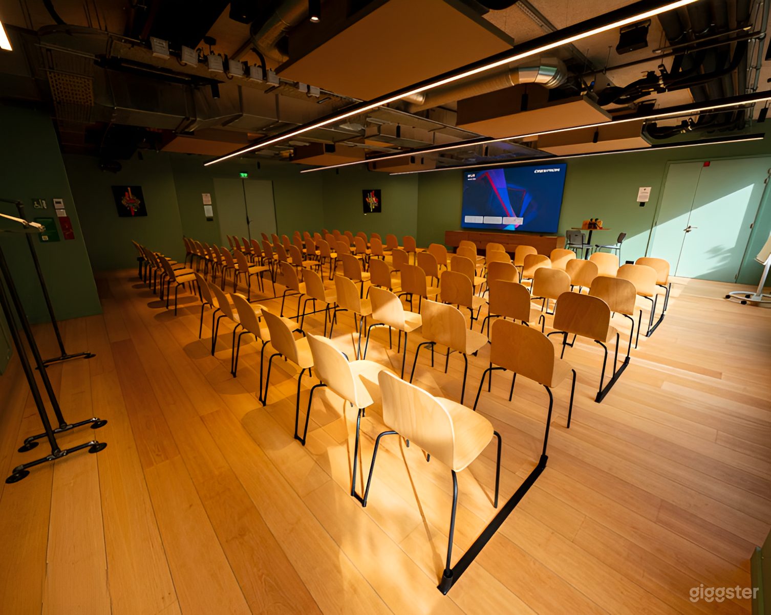 Photo de Espace polyvalent pour conférences et formations 2