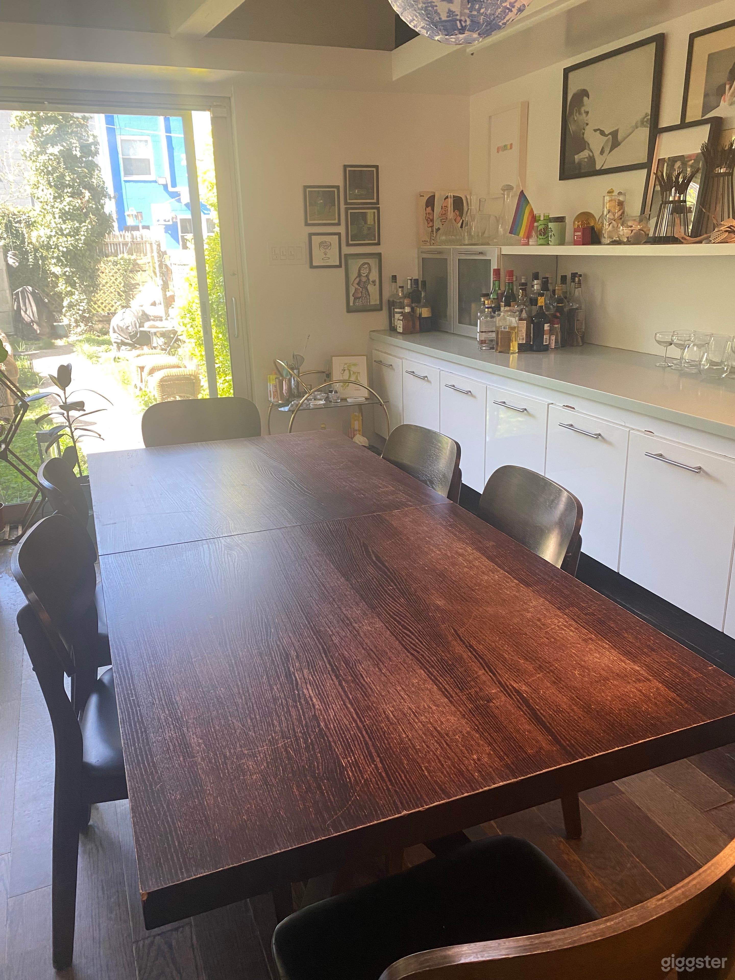 Design within Reach Table with leafs up to 12 guests. 