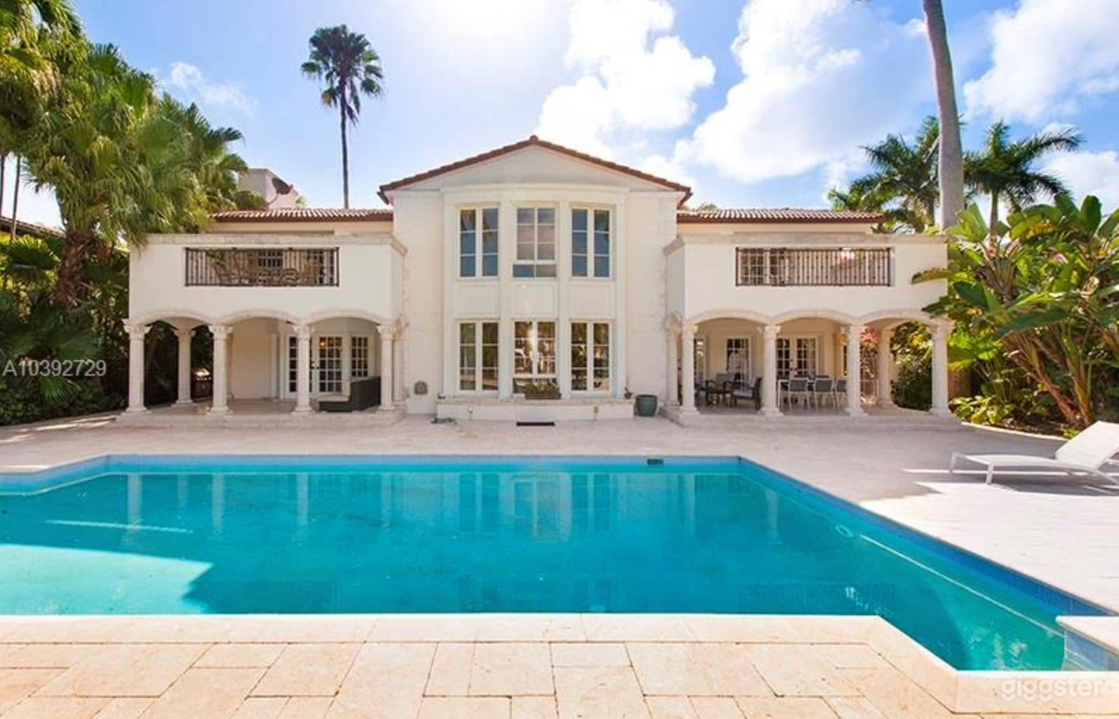 Waterfront Miami Mansion Photo 2