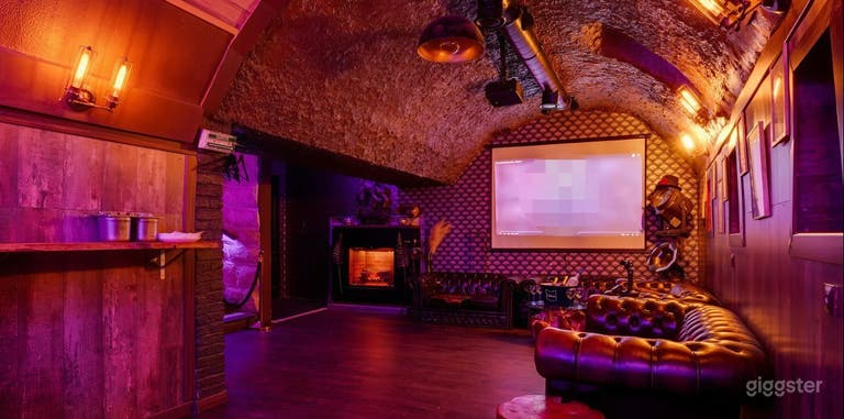  Hidden Speakeasy Bar Under Paris Stone Vaults 