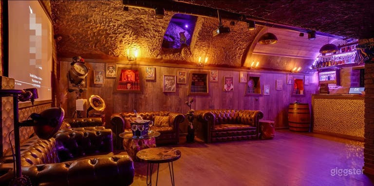  Hidden Speakeasy Bar Under Paris Stone Vaults 