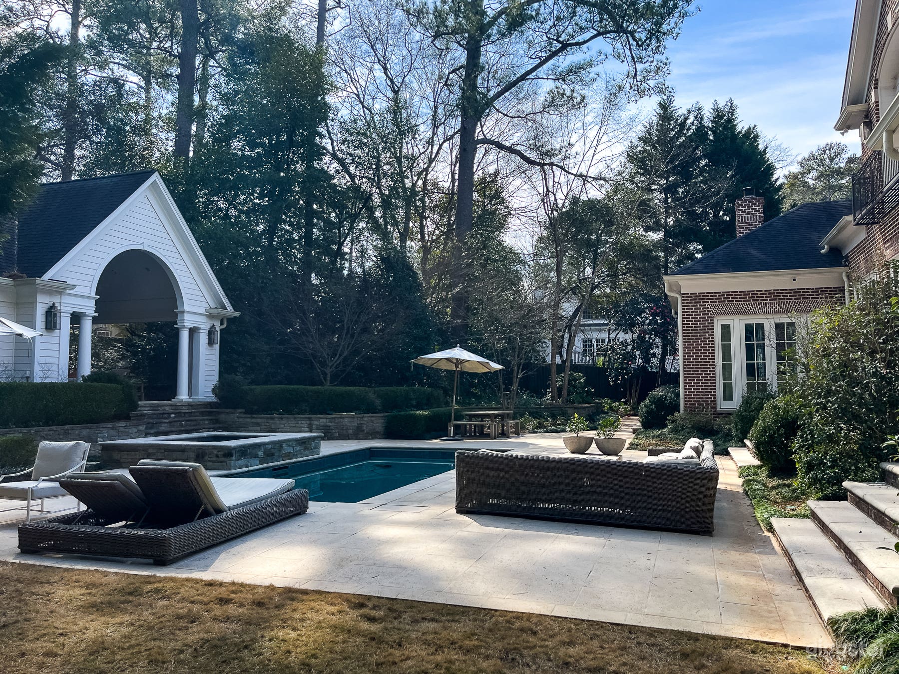 Charming Home In Sought After Morningside Neighborhood Photo 4