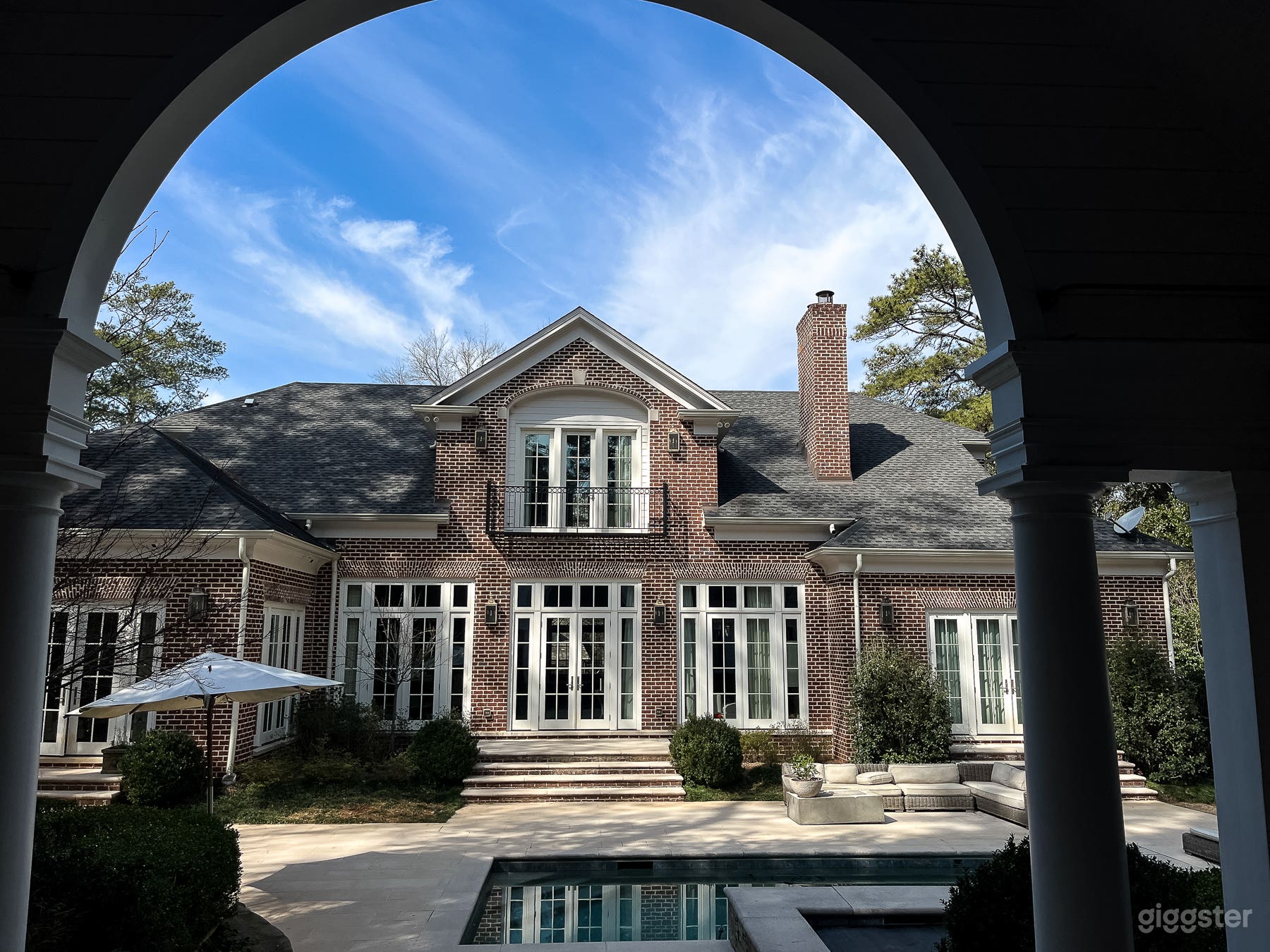 Charming Home In Sought After Morningside Neighborhood Photo 3