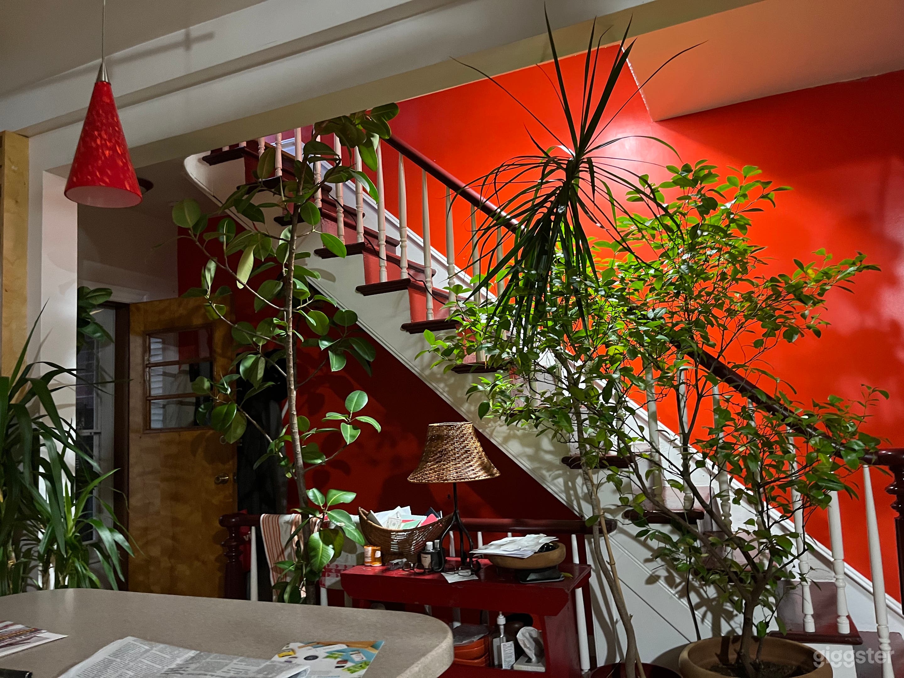 Green-Wood Tiny Frame House Photo 4