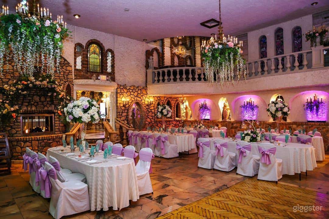 The Palace Room Photo 4