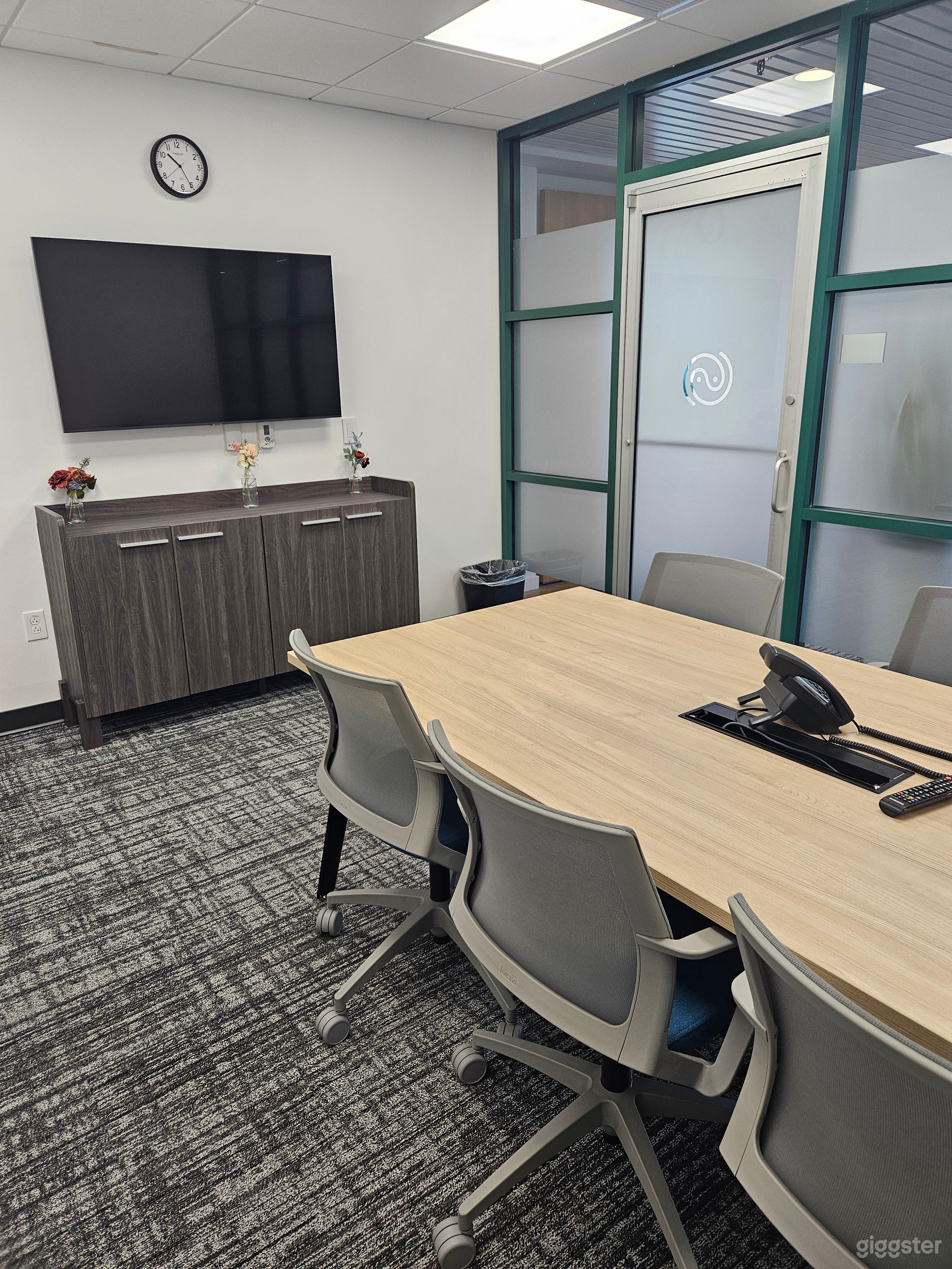 The Nebula Room Photo 2