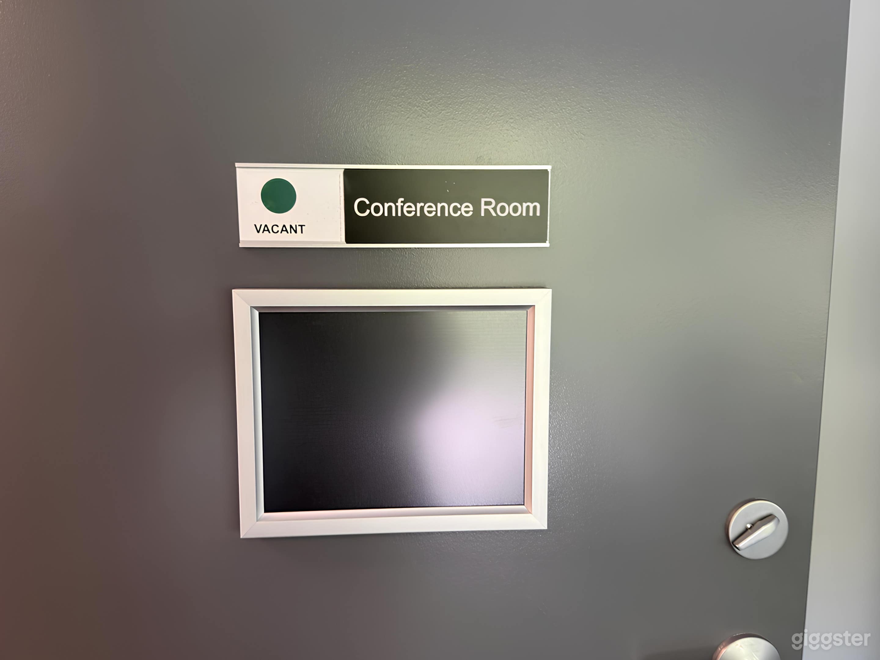 Bright & Modern Private Executive Conference Suite Photo 4