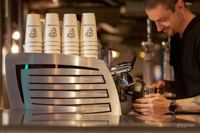  Restaurant and Bar for Parties and Film Location   