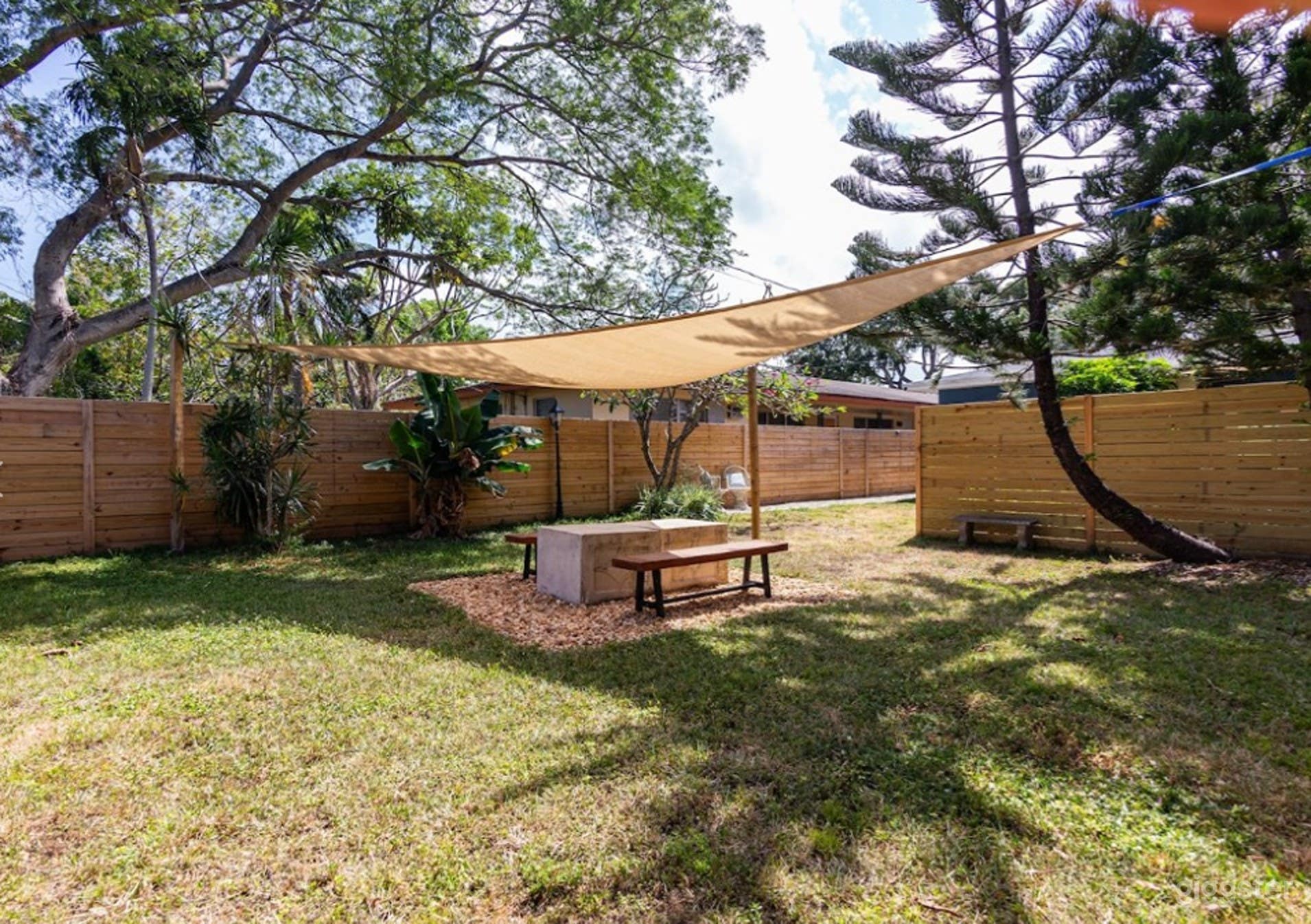 Warm & Inviting Charming Outdoor Photo 4