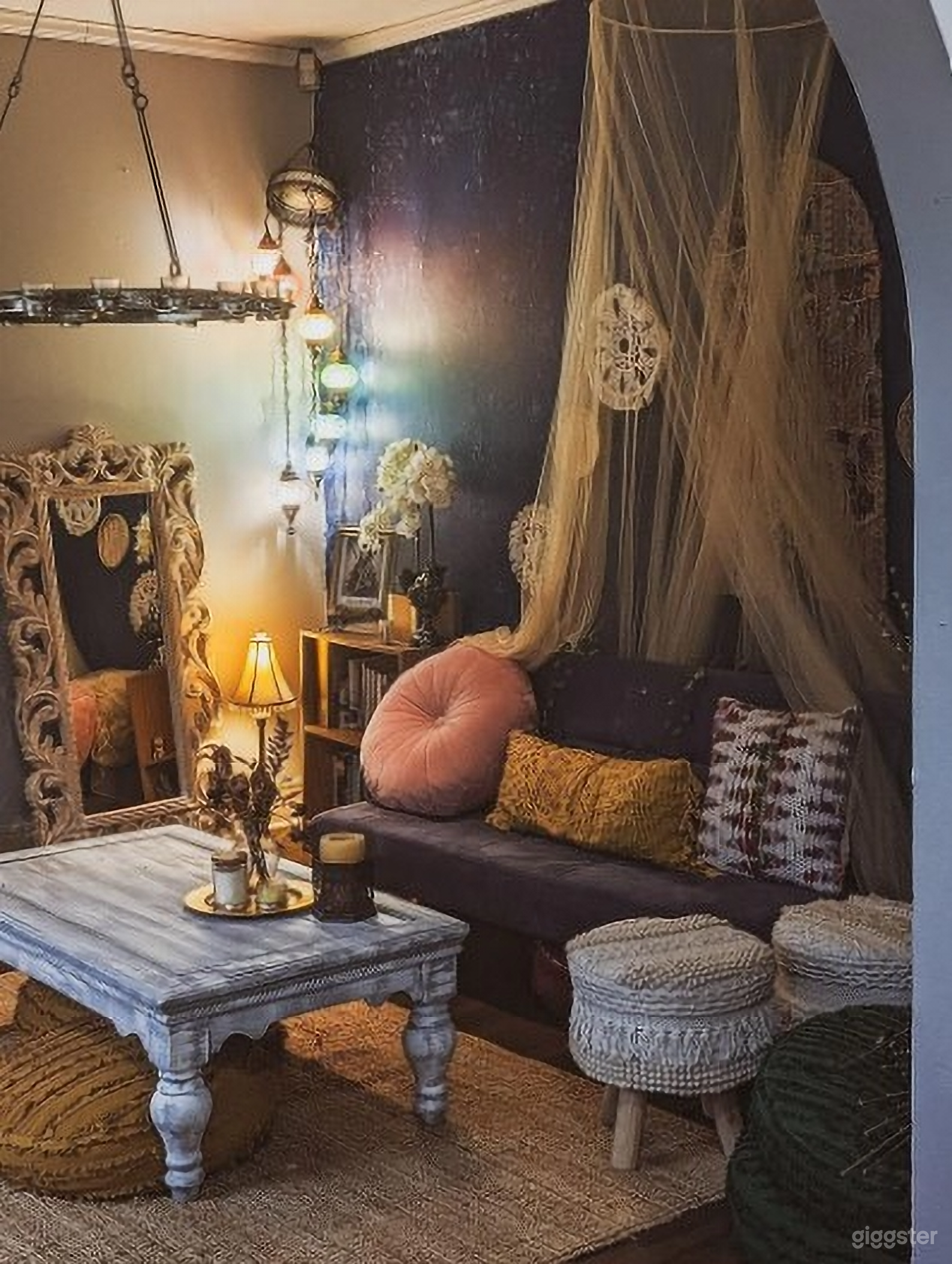 Boho Room Set Photo 3