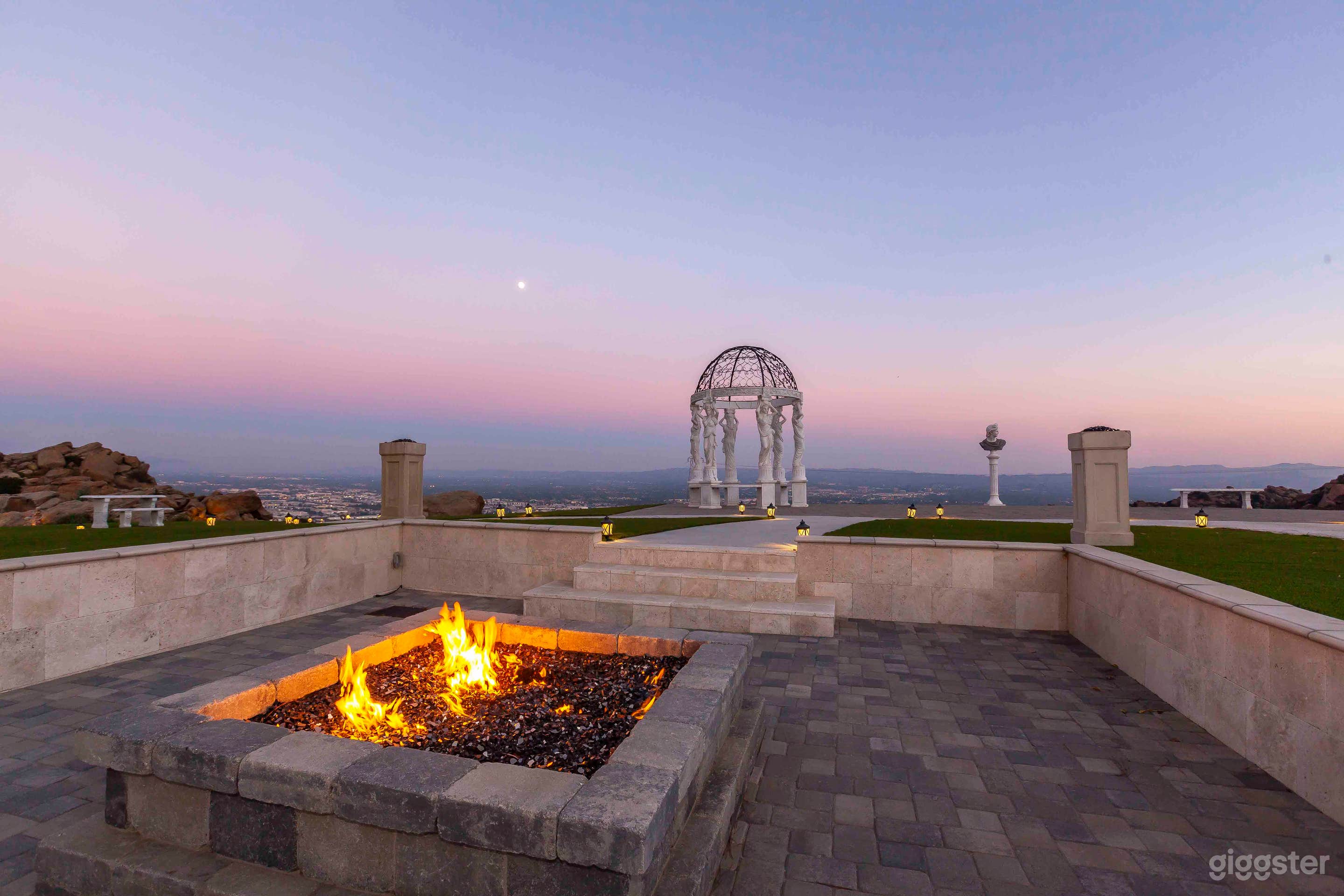 21+ Acre Private Retreat on top of L.A. Mountain Photo 2