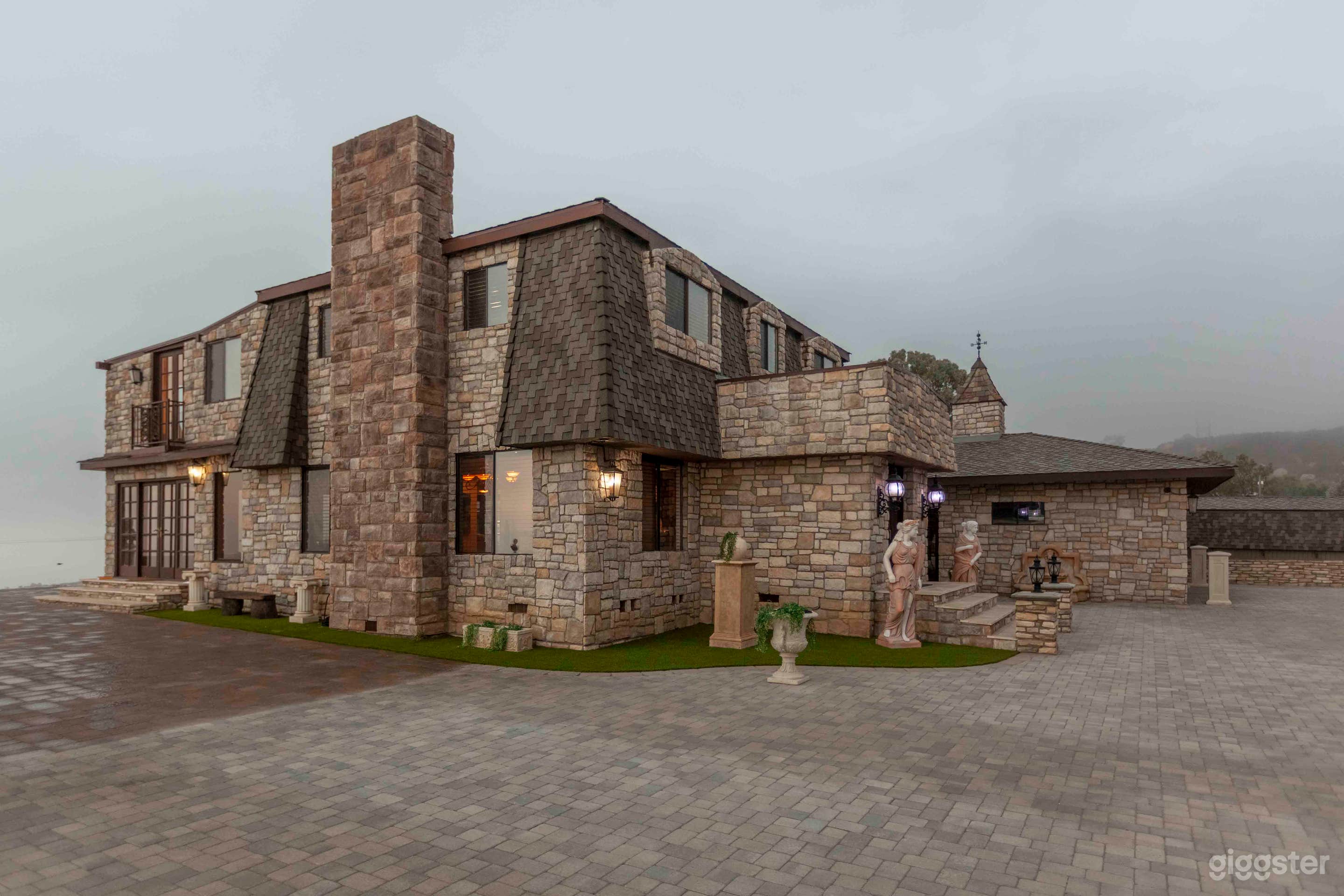 21+ Acre Private Retreat on top of L.A. Mountain Photo 1