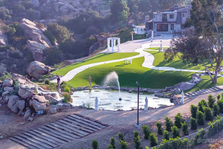  21+ Acre Private Retreat on top of L.A. Mountain 