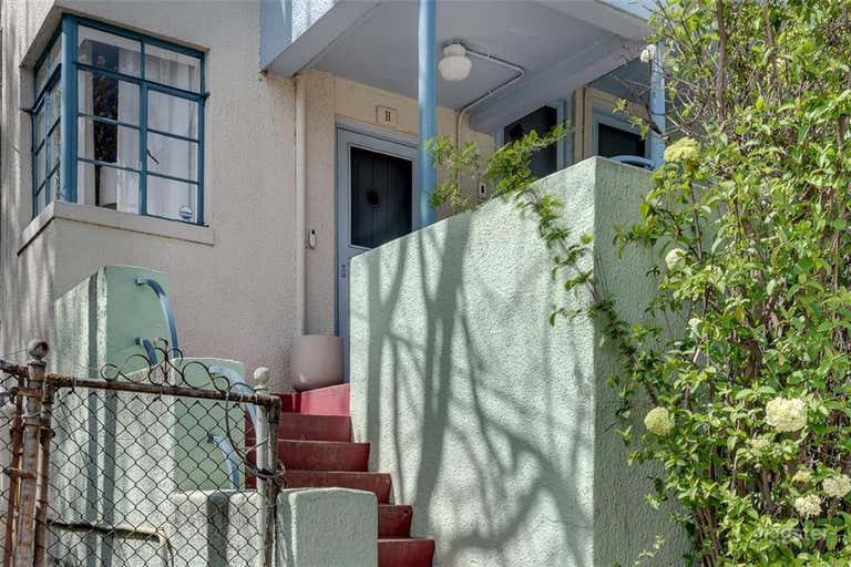  1940s Historic Designer Apartment | O4W | Courtyard 