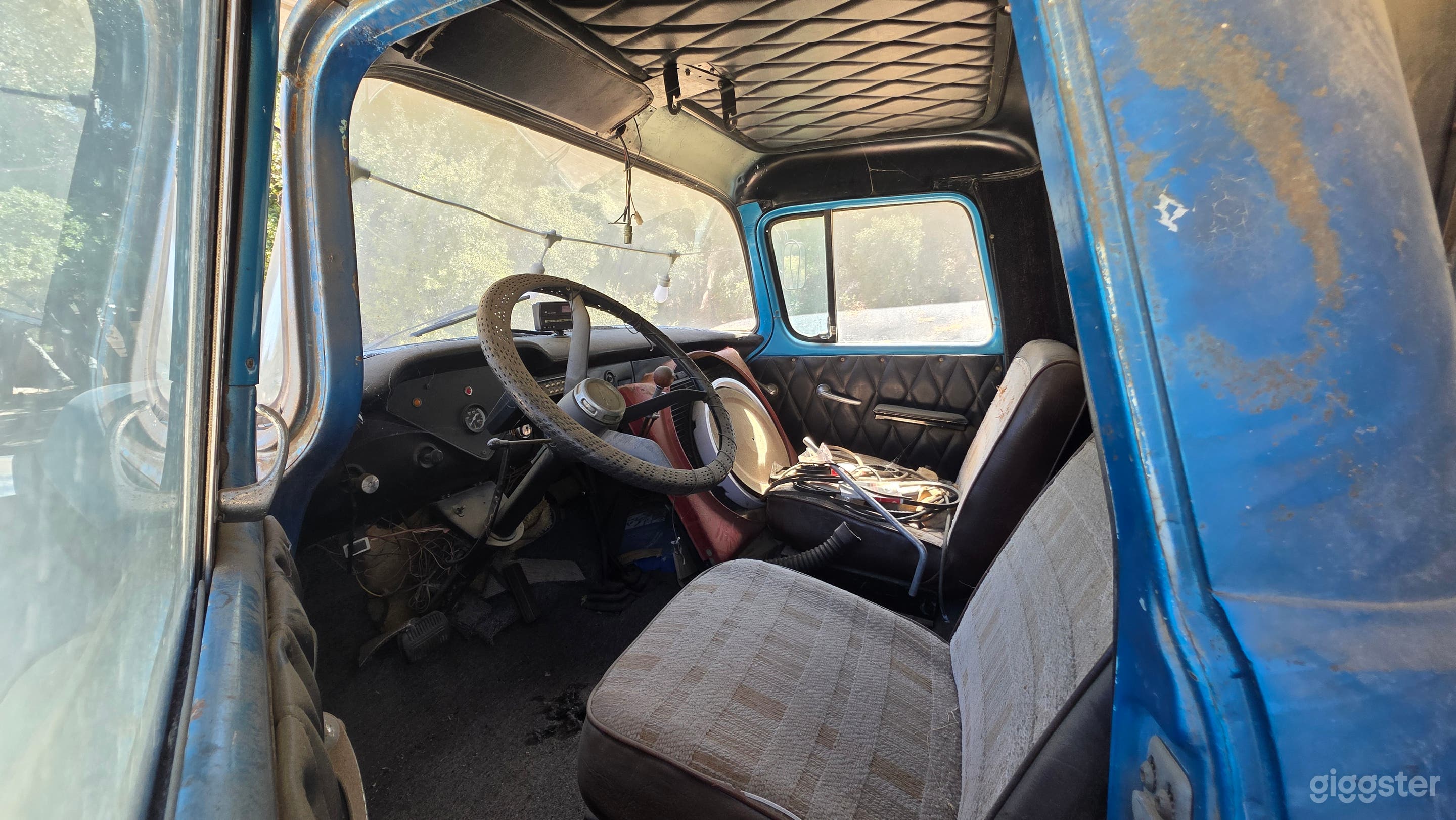 1952 Blue Chevy Viking Truck, Trailer, Porch – Desert View Photo 4