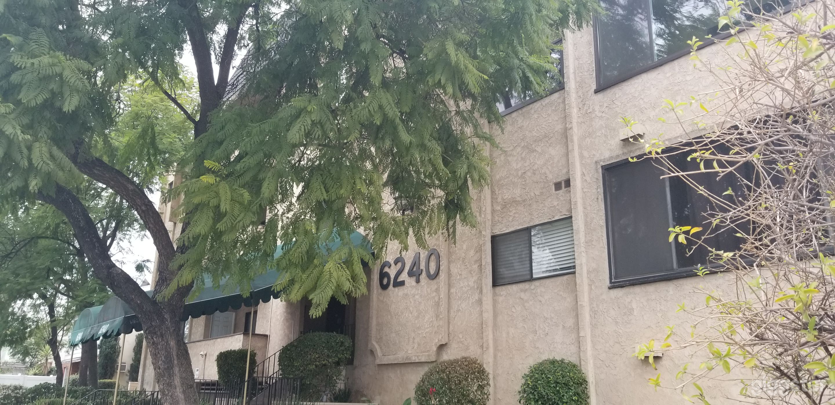 N. Hollywood Furnished Penthouse Photo 3