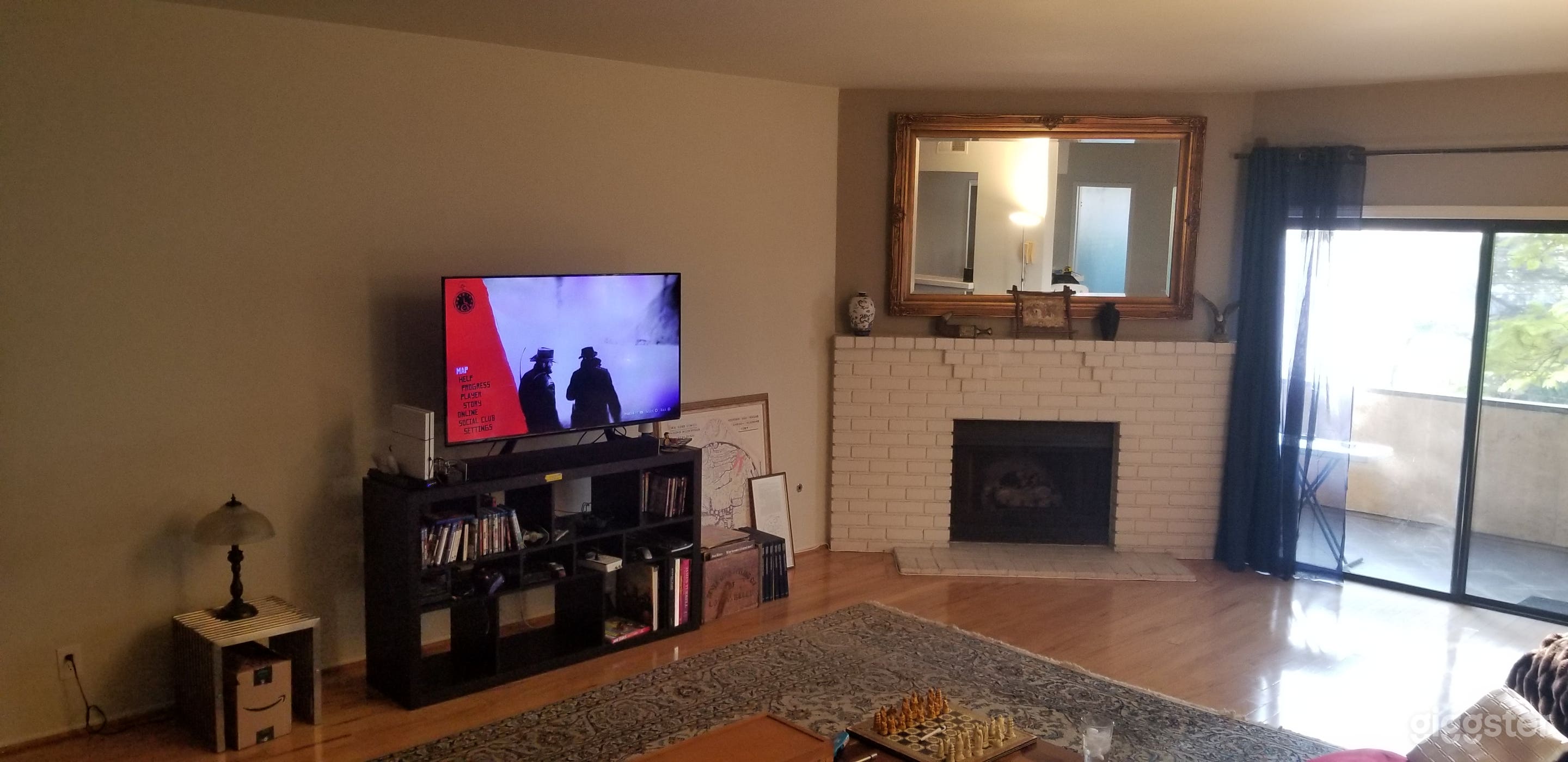 N. Hollywood Furnished Penthouse Photo 1