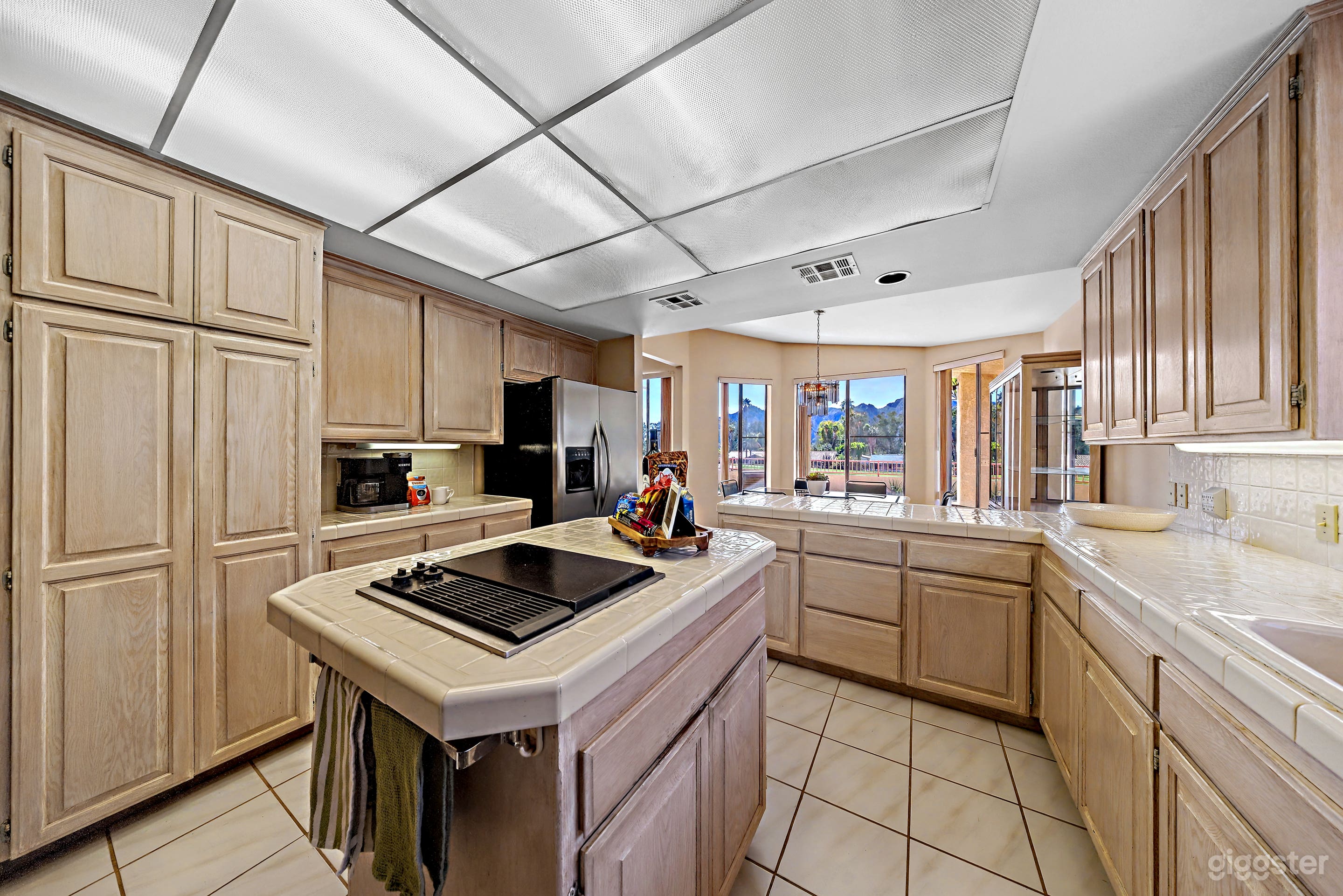 Palm Desert Escape: Pool, Spa, Mountain Views Photo 4