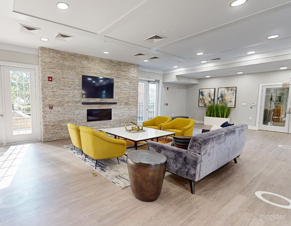 Chic Entertainment Lounge &amp; Patio in Towson Photo 3