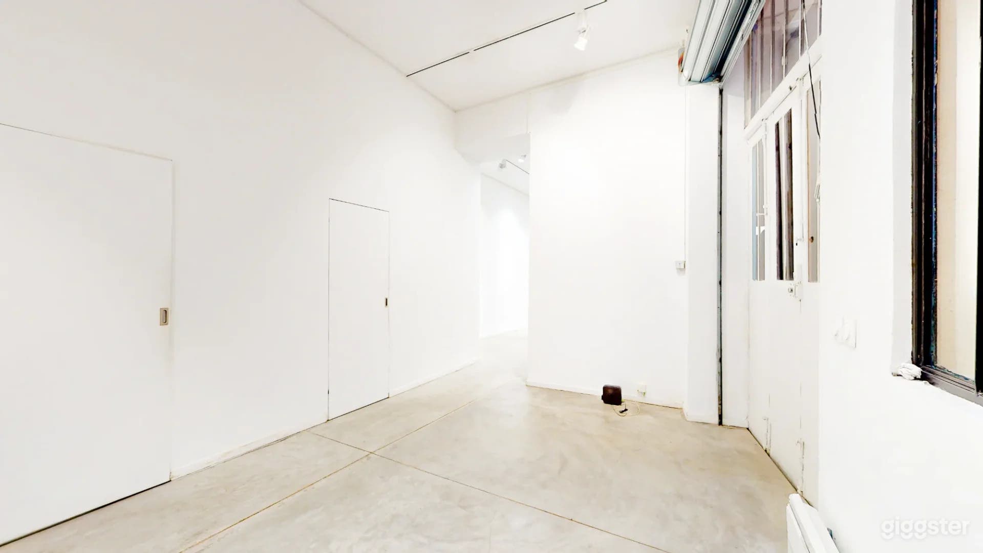 Photo de Galerie historique avec cour privée 4