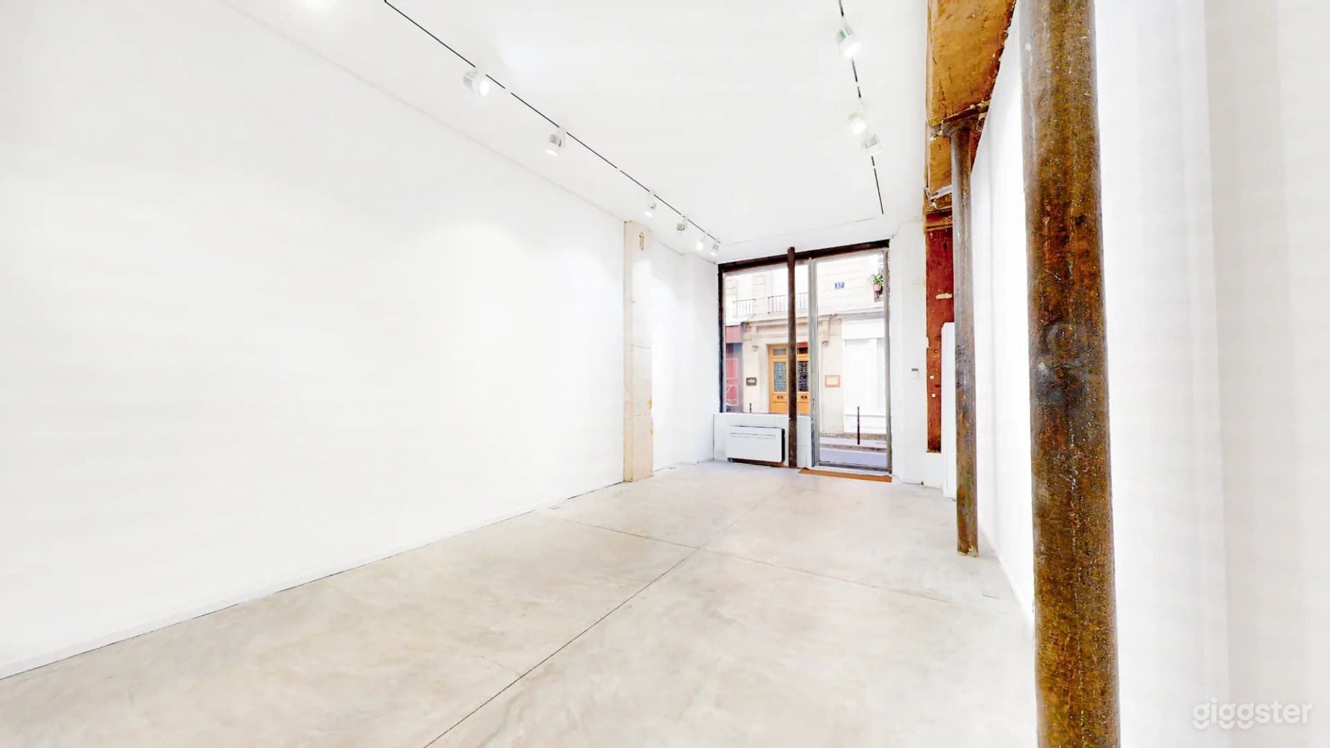 Photo de Galerie historique avec cour privée 3