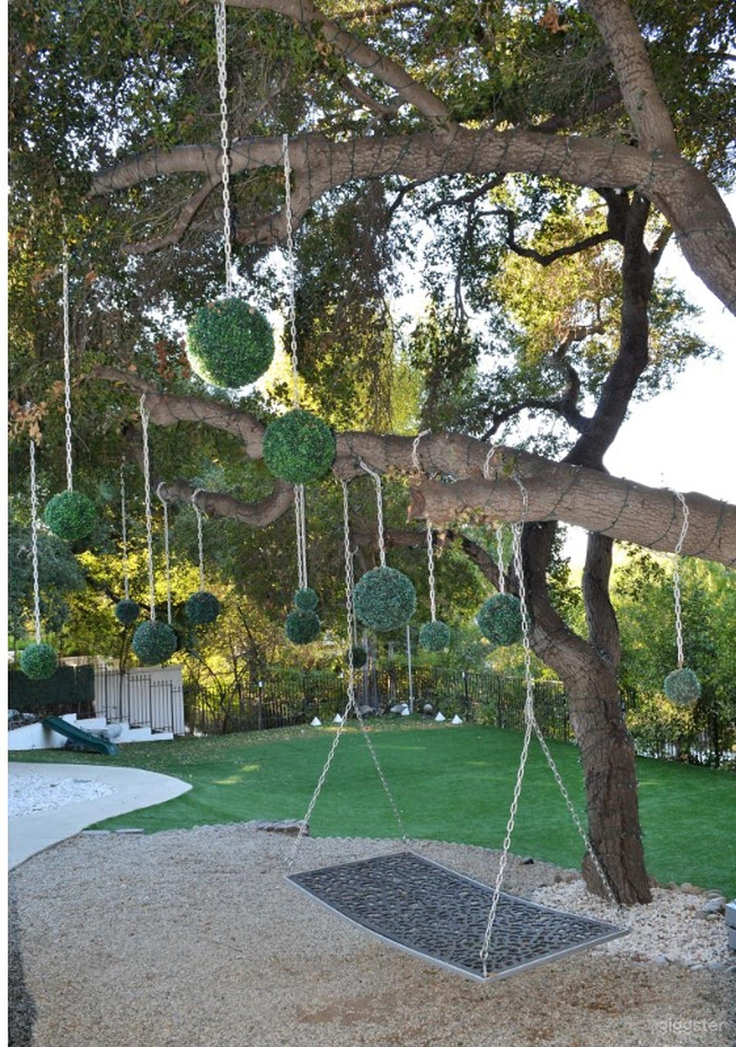  Secluded Outdoor Retreat Photo 4