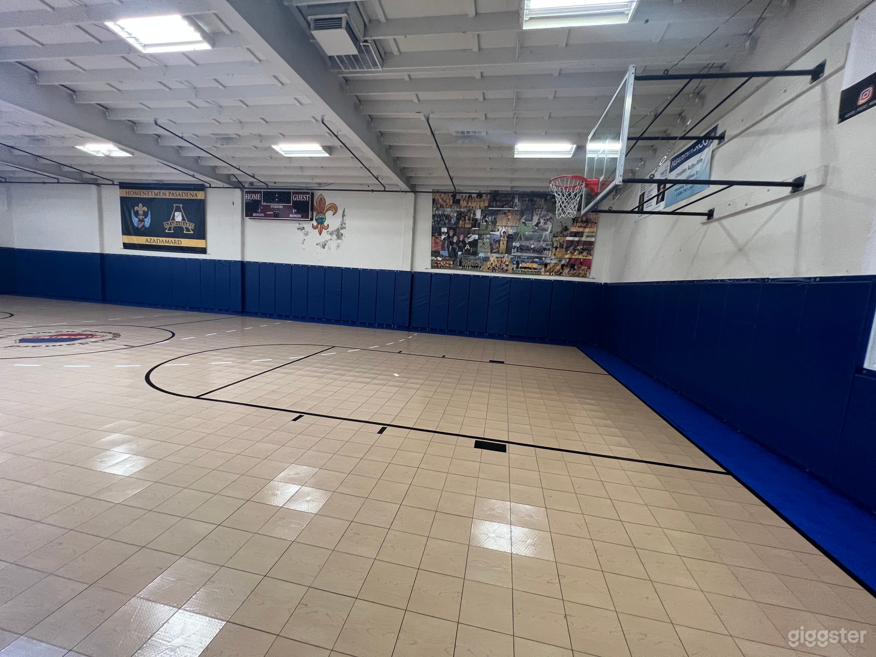 Modern indoor Basketball court + additional facilities Photo 1