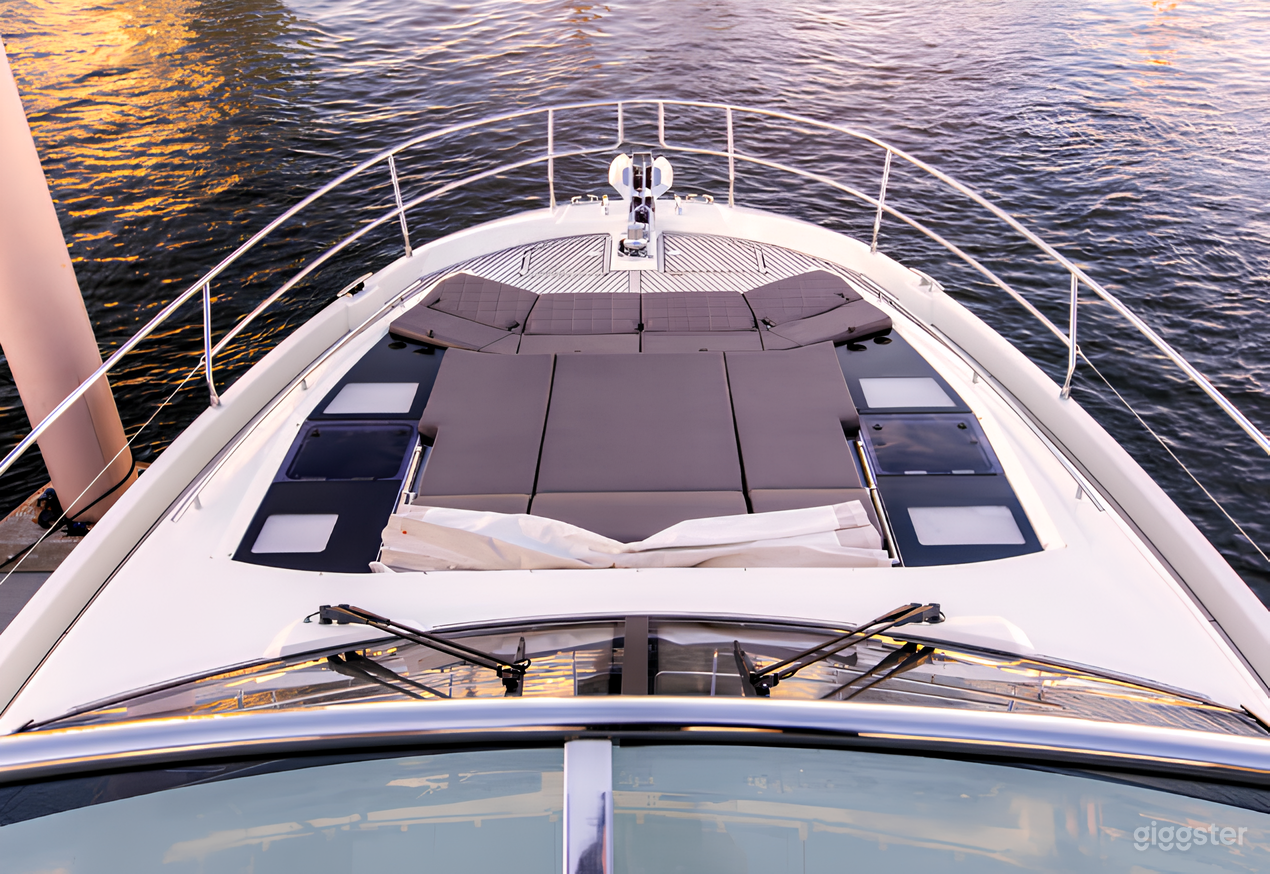 2018 Prestige 65” Yacht Photo 3