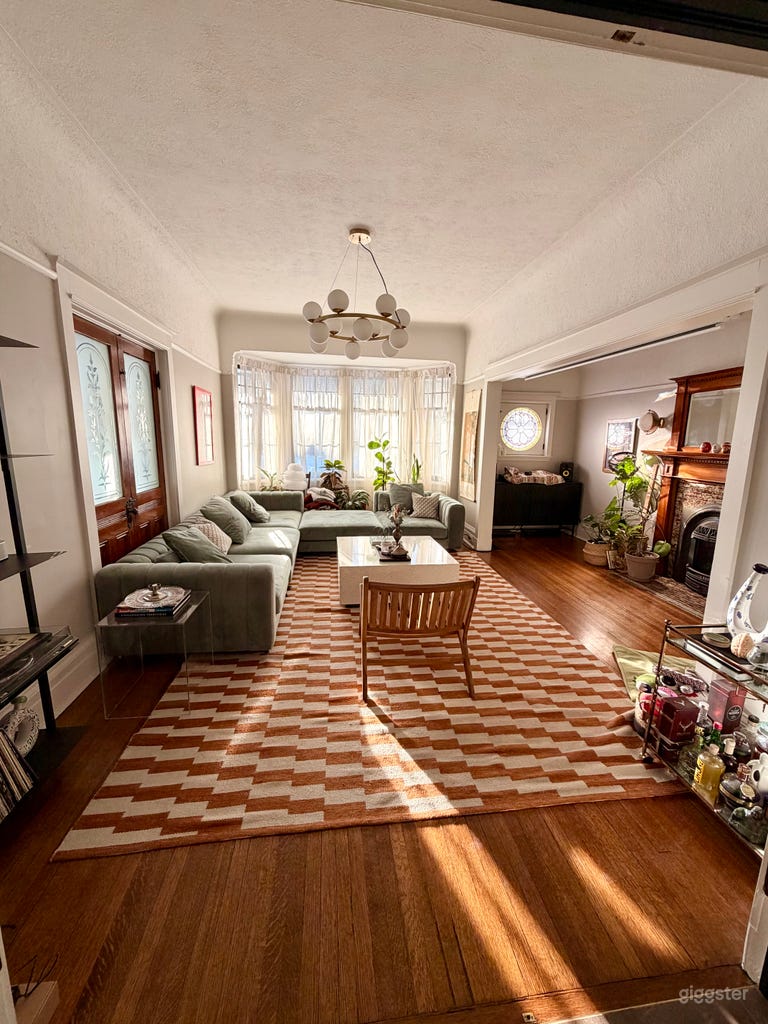  Charming, wraparound porch house in Parkdale 