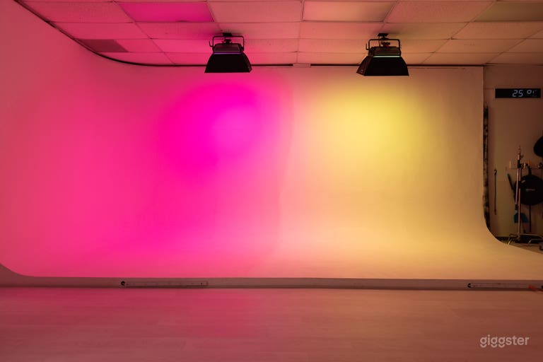  Video & Photo Studio w/ Natural Light and CYC Wall 