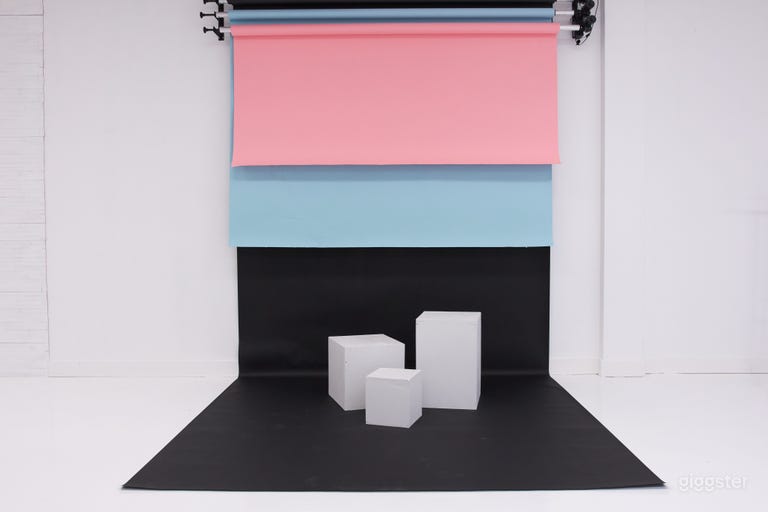  Video & Photo Studio w/ Natural Light and CYC Wall 