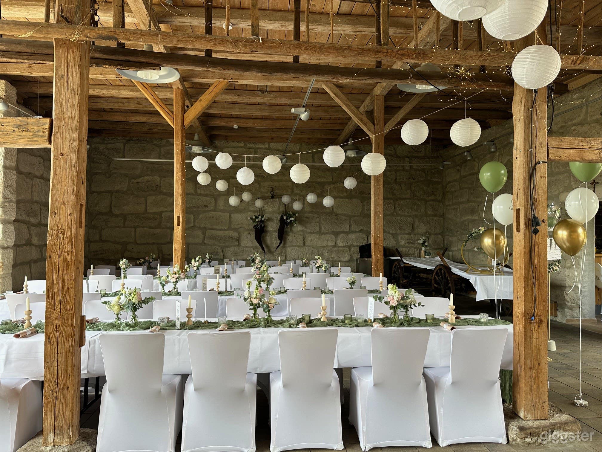 Rustikale Festscheune, Hochzeitsinsel, Seebuhne, Liebesboot Foto 1