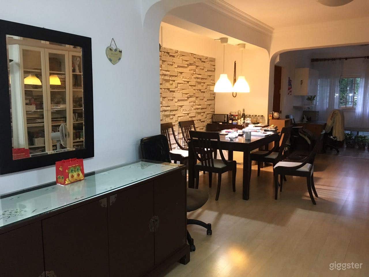 5 Rooms Cozy Flat in Marine Parade Photo 1